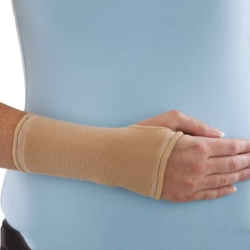 Elastic Wrist Support 0M4 032 - The Healthcare Shop Pakistan