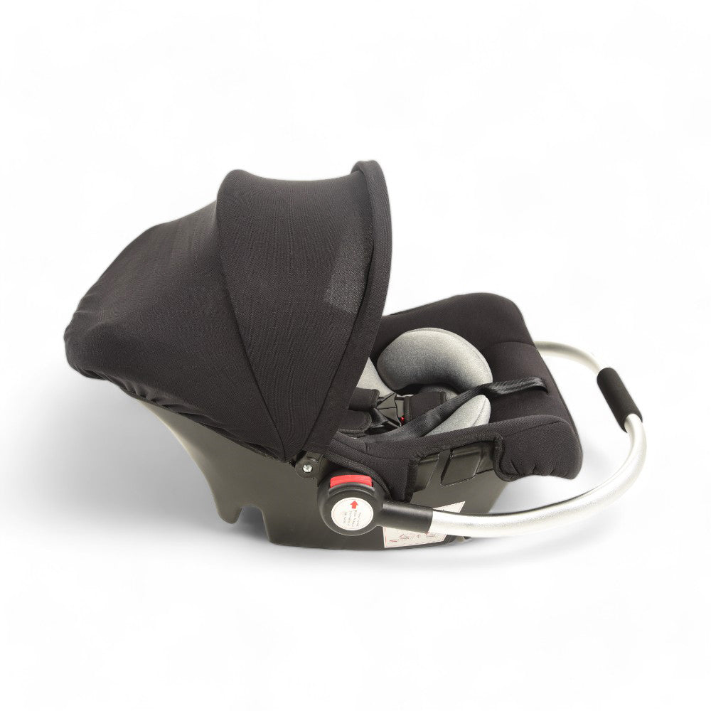 BABY CARRY COT C002 BBZ Default Title - MamasJan Toys
