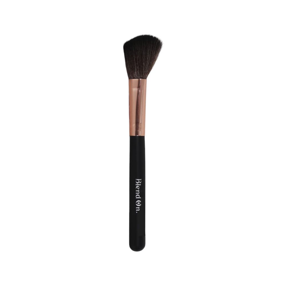 BLEND ON CUT BLUSH BRUSH Default Title - MamasJan Makeup